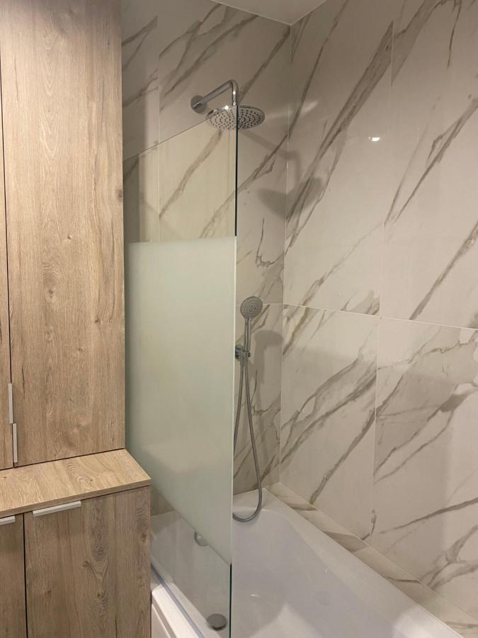 Apartament Mgla Zielona Gora  Bagian luar foto